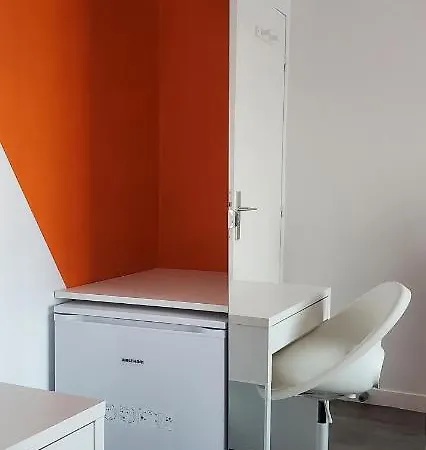 Charming With Shared Space Close To Paris - Confort Avec Espaces Partages Proche De Paris Nocleg ze śniadaniem *